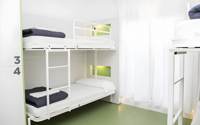 Sant Jordi Hostels Gracia
