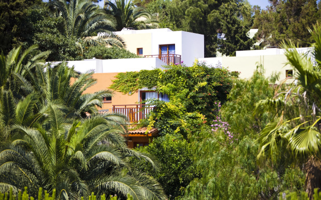 Pine Bay Holiday Resort