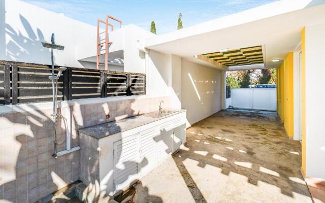 Villa Poseidon Gardens by Ezoria