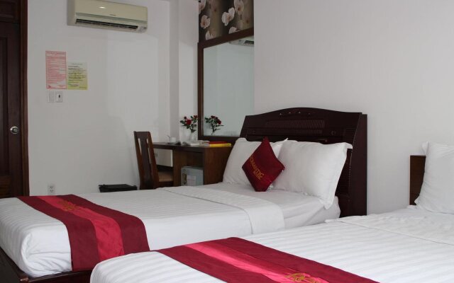 Romantic Hotel