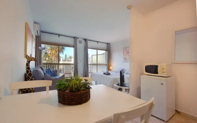 Studio in Marbella With Beachfront Pool