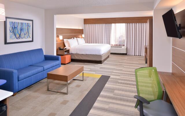 Holiday Inn Express Hotel & Suites Indianapolis Dtn-Conv Ctr, an IHG Hotel