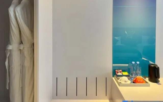 Xiamen X Future Hotel (Huandao Road Zengcuo'an)