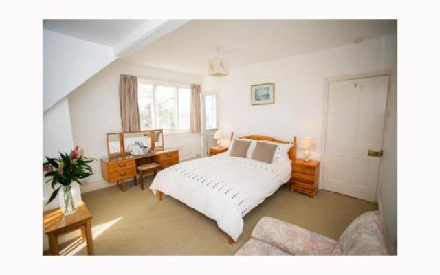 Sunnycroft Bed  Breakfast