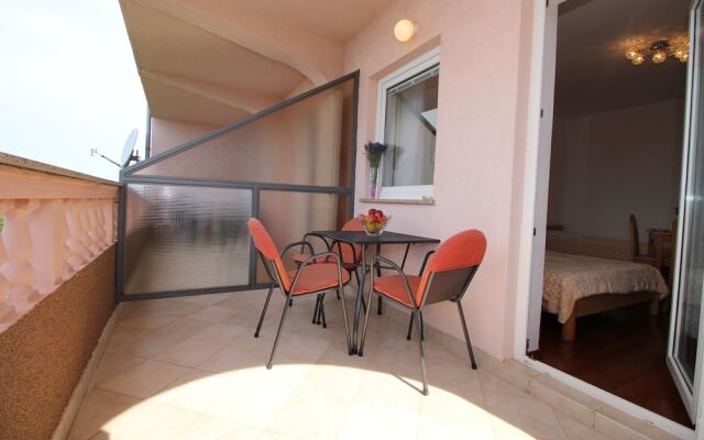 Apartments Ivona 4