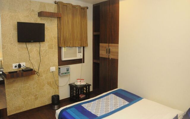 Royal Heritage Saver by OYO Rooms