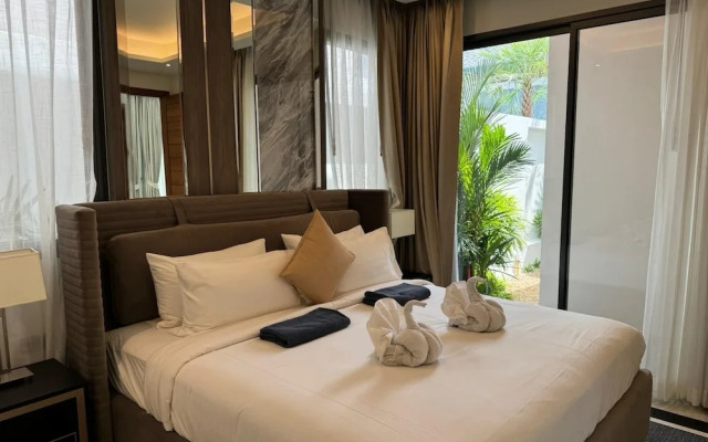 Breeze Villa with maid by Lofty