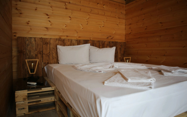 Adesa Bungalow Hotel