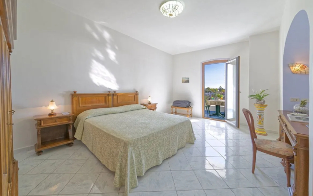 Hotel Zaro