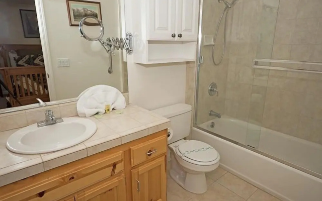 3301 Marlette Circle 3 Bedroom Home by RedAwning