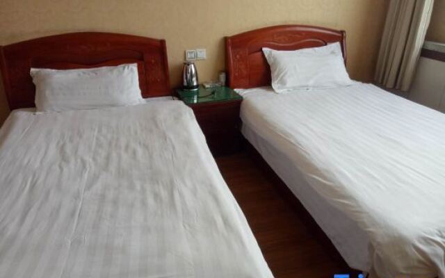 JuNan San Jiang Hotel