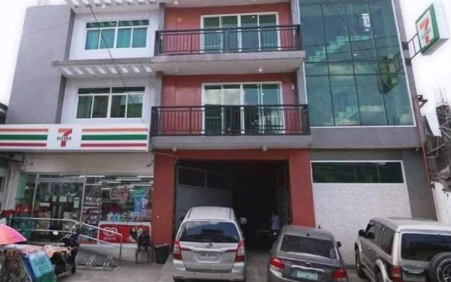 Budget Backpackers  Near Airport