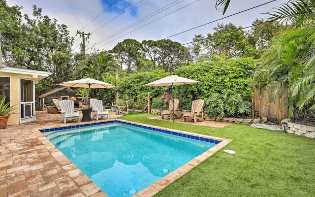 Bradenton Home w/ Beautiful Yard: 4 Mi to Downtown