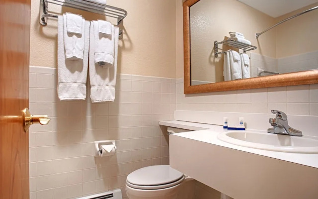 Best Western Pioneer Inn & Suites