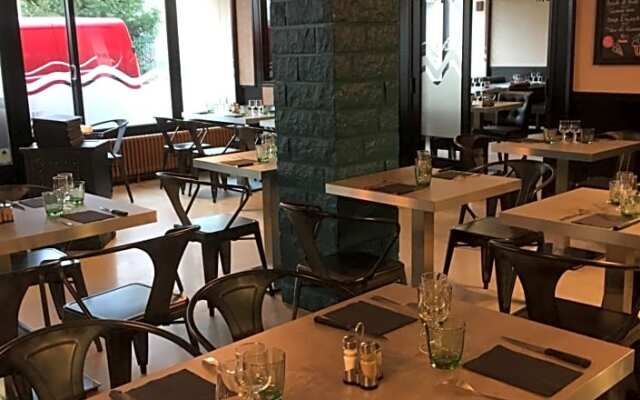 Hotel du Centre - Restaurant le Ptit Gourmet