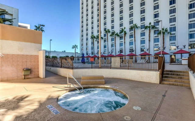 Edgewater Hotel & Casino Resort