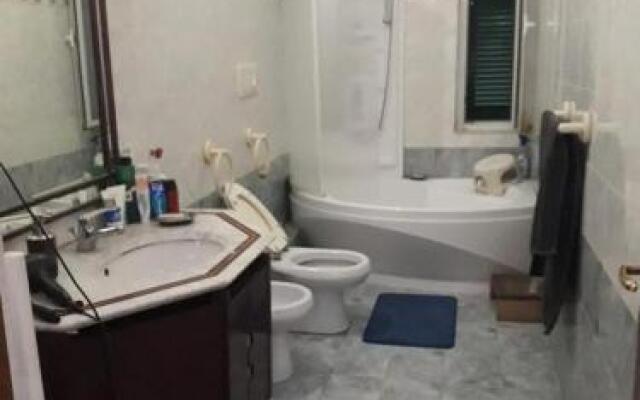 Flat 3 Bedrooms 1 Bathroom - Genoa