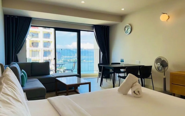 Gold Coast Apartment