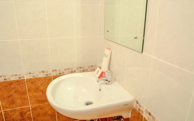 Big 2 BR (76 sqm) Apartment Grand Palace/Pallazo Kemayoran