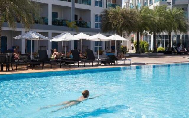 Grand Blue Condo 602 By Malai