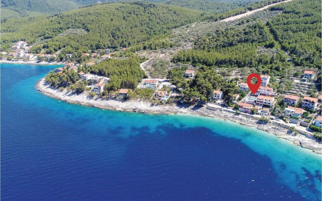 Two-Bedroom Apartment in Prigradica