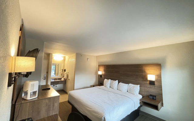 Baymont by Wyndham Lake Park Valdosta I-75