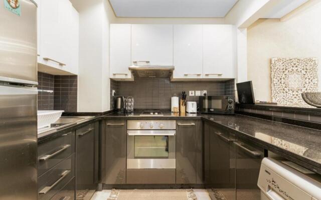 LUX Holiday Home Dubai Marina JBR - Silverene Towers
