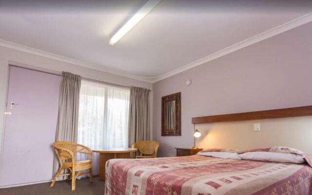 Sleepwell Motel