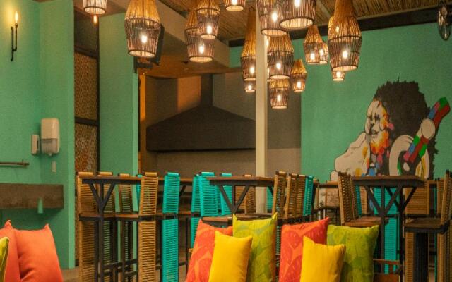 Mayan Monkey Los Cabos Social Hotel - Adults Only
