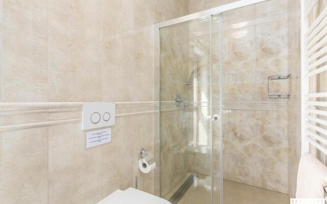 Happy in Fazana with 5 bedrooms and 1 bathrooms