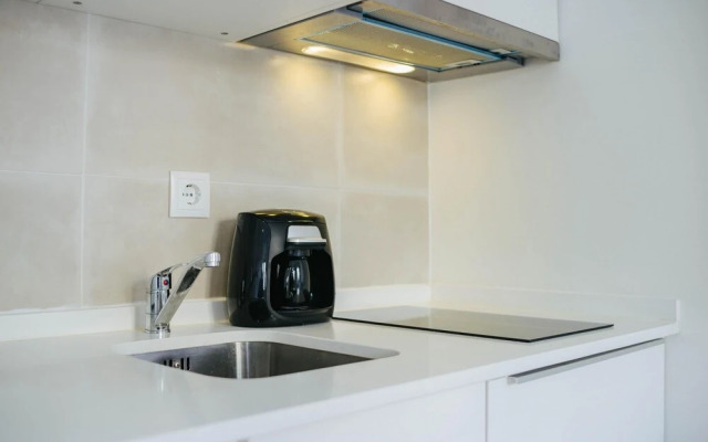 Rent4rest Mouraria Lisbon Apartments - Studio 2