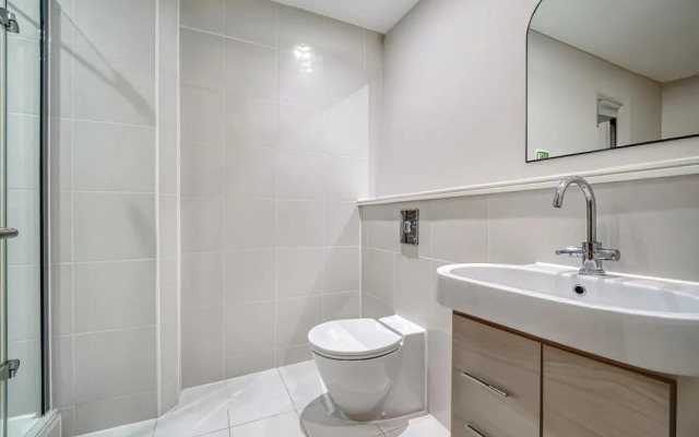 The London Gateway in Shoreditch