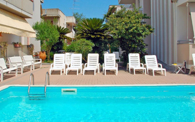 Alluring Apartment in Alba Adriatica near Sea