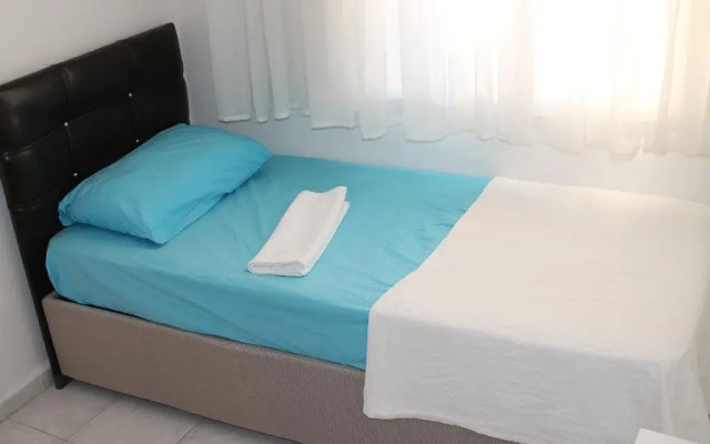 Voyager Hotel