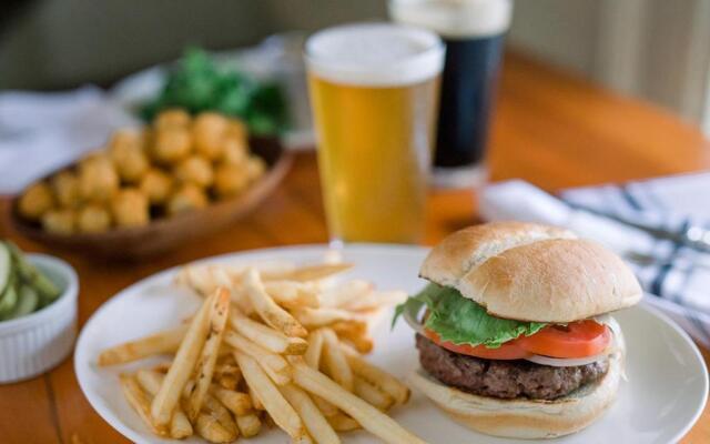 The Red Fox Inn & Tavern