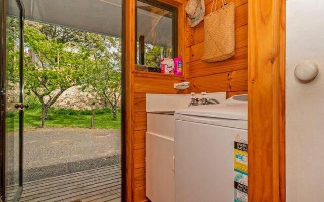 Hosts on the Coast Tui's Feast