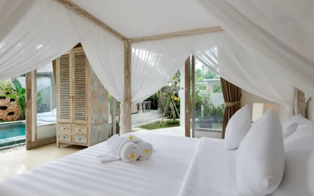 The Sari Balangan Villa