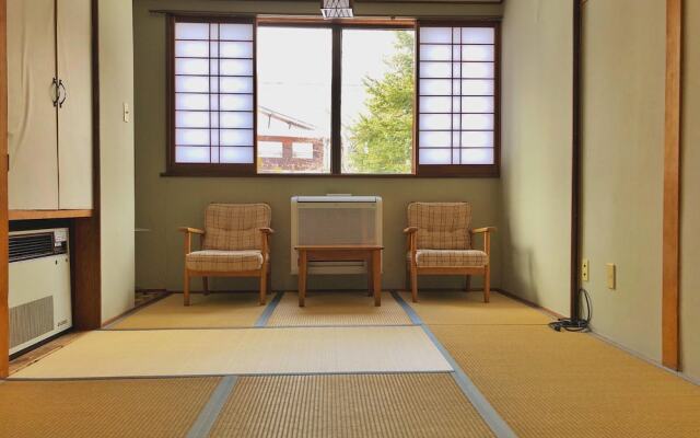 Japanese Hotspring Guesthouse Raicho - Hostel