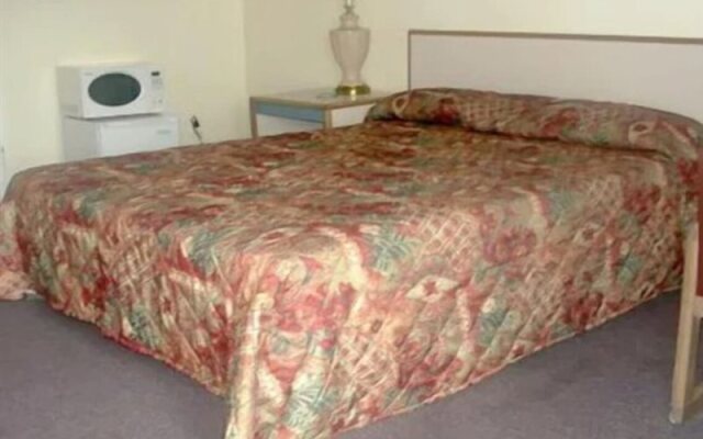 New Sea Breeze Motel