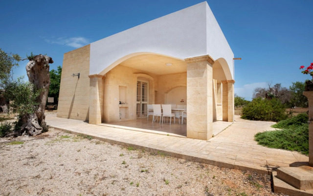 Splendida villetta immersa nella campagna pugliese