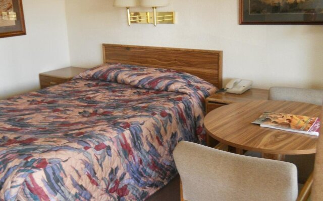 Tomahawk Lodge
