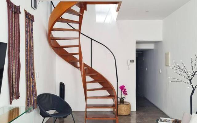 Design House Apartment Rent 12min from Miraflores