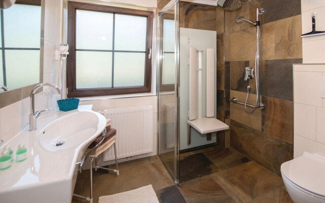Stunning Apartment in Rauris With 1 Bedrooms and Wifi