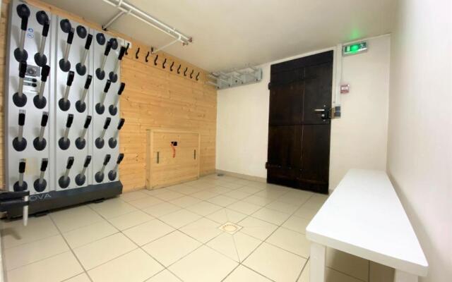 Chalet in Morzine Sleeping 12 with Sauna