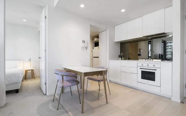 Bright South Yarra 1 Bed Flat Near Cafes & Shops – Guest Rooms – Melbourne