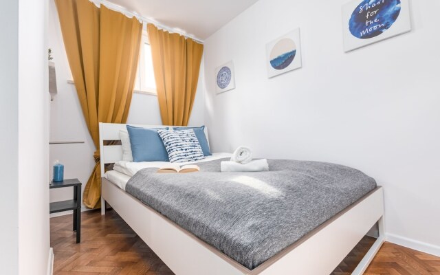 Little Home - Solec 79