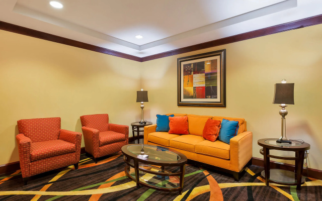 Holiday Inn Express Salinas by IHG