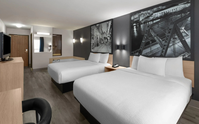 Super 8 by Wyndham Quebec City