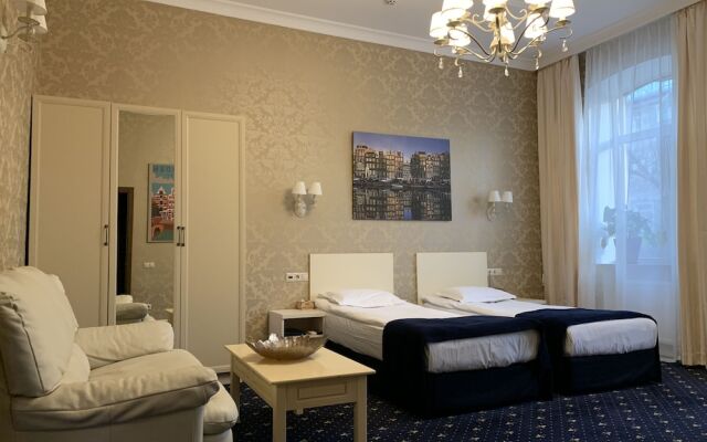 Amsterdam Hotel