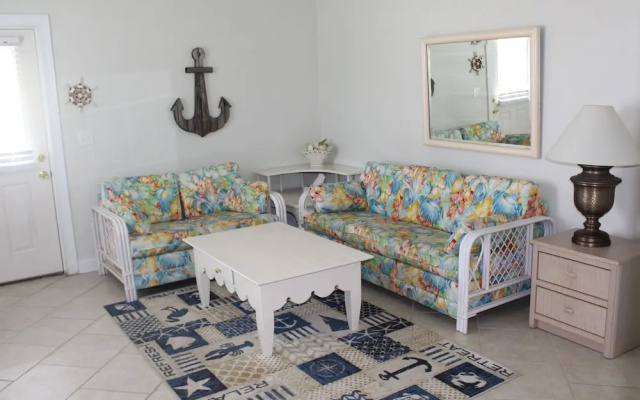 Sandbar Bed & Breakfast